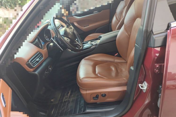 Used Maserati Levante 2016 3.0T Standard Edition Left Front Seat