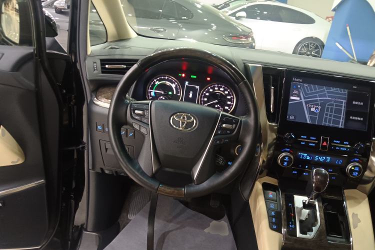 Used Toyota Vellfire 2021 Crown Dual-Engine 2.5L HV Prestige Edition Steering Wheel
