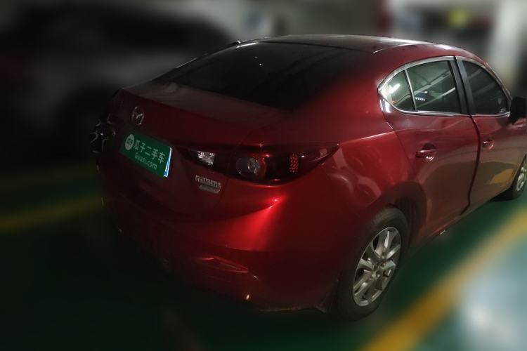 Used Mazda 3 Axela 2017 Sedan 1.5L Automatic Luxury Model Emission Standard China V
