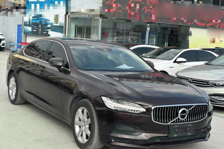 Used Volvo S90 2017 T4 Zhiyi Edition
