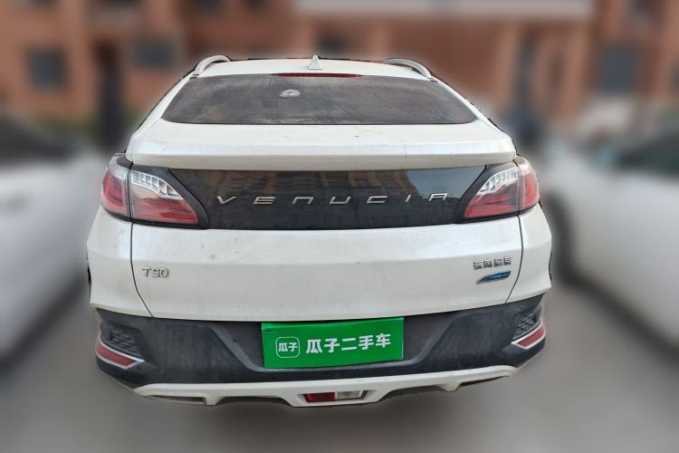 Used Venucia T90 2017 2.0L CVT Smart Edition