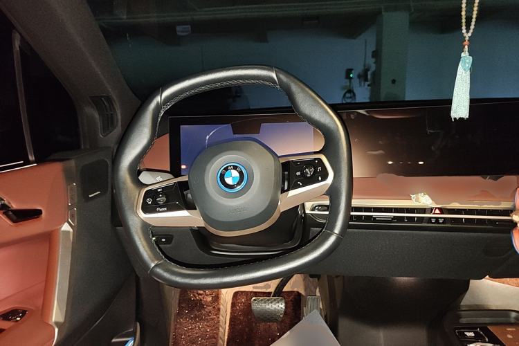 Used BMW iX 2022 xDrive50
