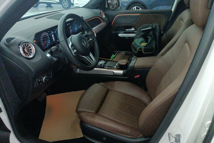 Used Mercedes-Benz GLB 2023 GLB 220 Sport Edition Left Front Seat