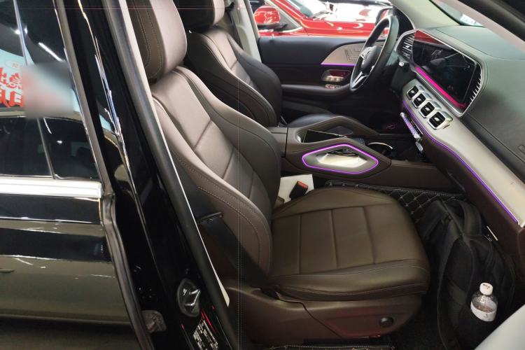 Used Mercedes-Benz GLE 2023 GLE 350 4MATIC Dynamic Edition Right Front Seat