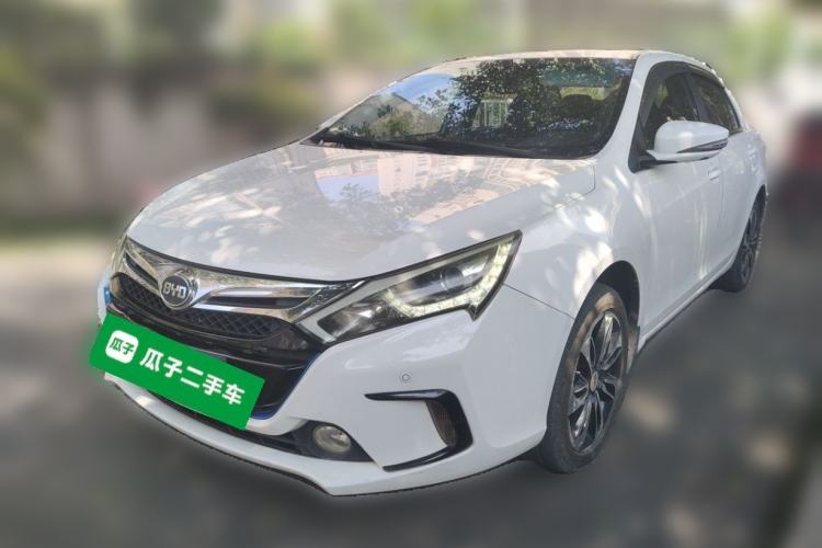 Used BYD Qin New Energy 2015 1.5T Dual-Crown Flagship Edition Guazi used car, China used car export, Used car for sale, Used cars, Cheapest cars for sale