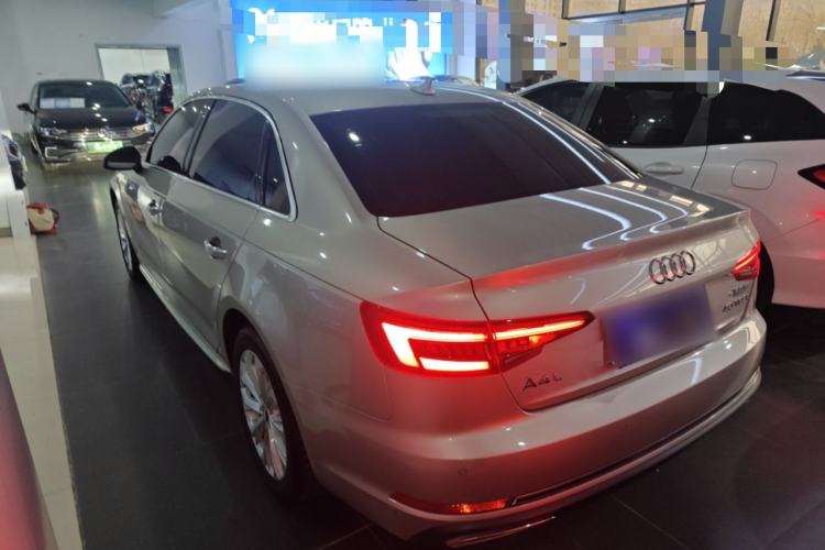 Used Audi A4L 2019 40 TFSI Ambition China VI