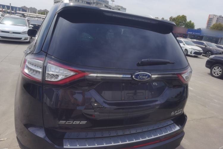 Used Ford Edge 2016 EcoBoost 245 Two-Wheel-Drive Titanium 7-Seater
