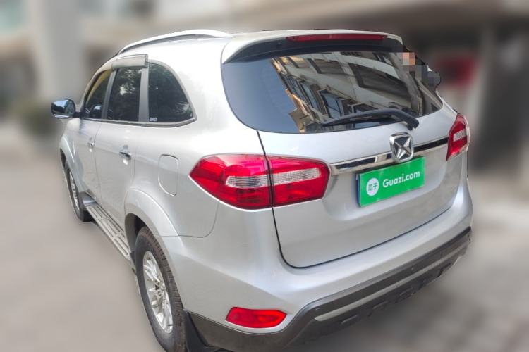 Used JMC Yusheng S350 2014 2.4T Automatic 4x4 Diesel Luxury Version with Sunroof 5 Seats