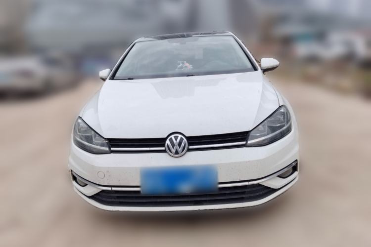 Used Volkswagen Golf 2018 230TSI Automatic Luxury Version
