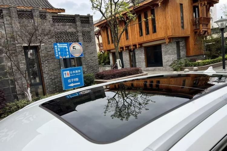 Used Haval F7 2021 1.5T Two-Wheel Drive iXuan Roof