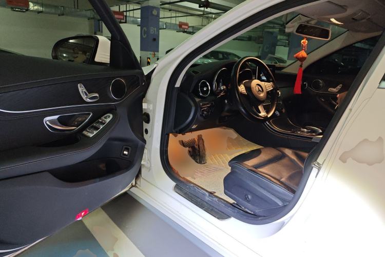 Used Mercedes-Benz C-Class 2018 C 180 L Fashion Edition Sport Version
