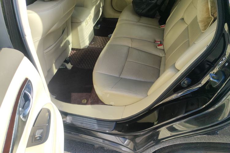 Used Infiniti M Series 2011 M25 Luxury Model