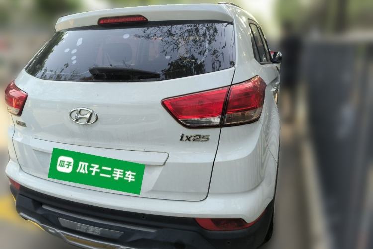 Used Hyundai ix25 2017 1.6L Automatic Smart Version Rear Right 45 Deg