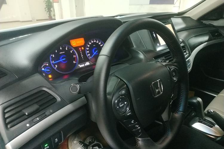 Used Honda Crosstour 2014 2.4L Luxury Edition
