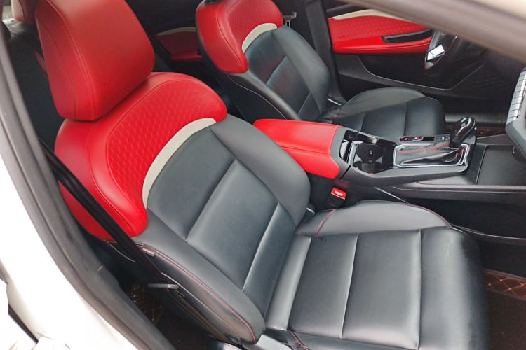 Used MG 5 2021 180 DVVT CVT Youth Luxury Edition Right Front Seat