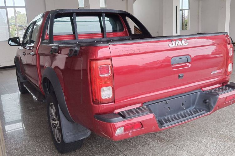 Used JAC T8 2020 2.0T Diesel Two-Wheel-Drive Prestige Version with Large Double Cabin HFC4DB2-2E