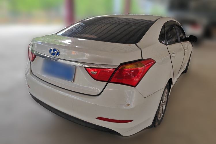 Used Hyundai Mistra 2014 1.8L Automatic Comfort Model GL Rear Right 45 Deg