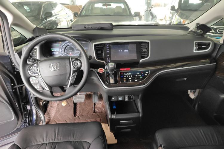 Used Honda Odyssey 2019 2.0L Rui·Smart Edition Center Console