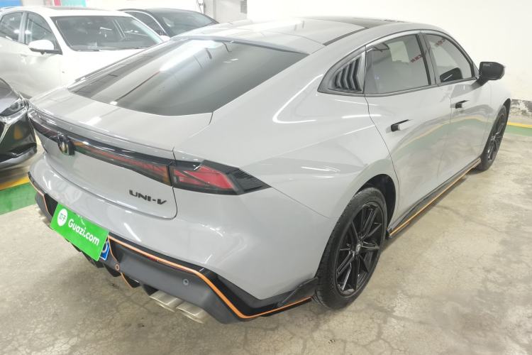 Used CHANGAN UNI-V 2022 2.0T Leading-Speed Edition Rear Right 45 Deg