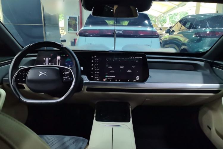 Used XPeng P7 2023 586E
