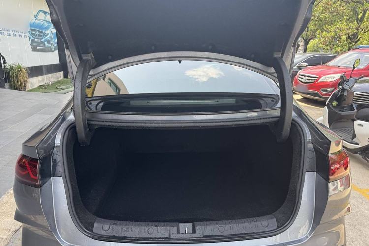 Used BYD Qin L 2024 DM-i 120KM Beyond Model