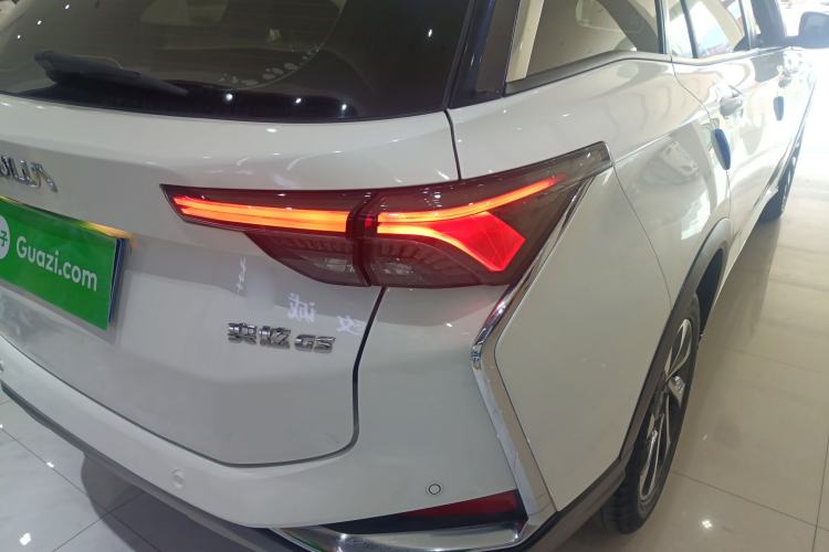 Used Dongfeng Aeolus Yixuan GS 2021 230T Automatic Star-Chasing Edition Exterior 6