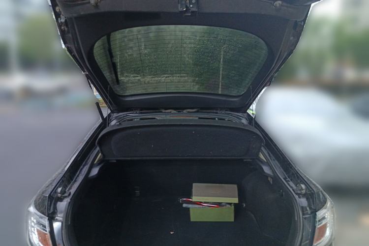 Used Mazda 6 2009 2.5L Automatic Supreme Edition Trunk