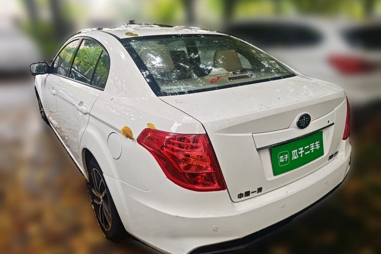 Used Bestune B50 2013 1.6L automatic luxury version