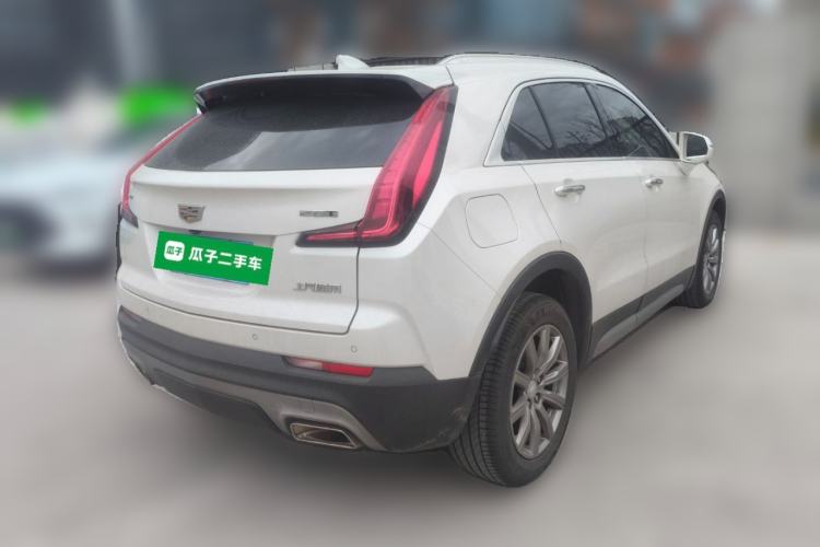 Used Cadillac XT4 2018 28T Two-Wheel-Drive Luxury Model
