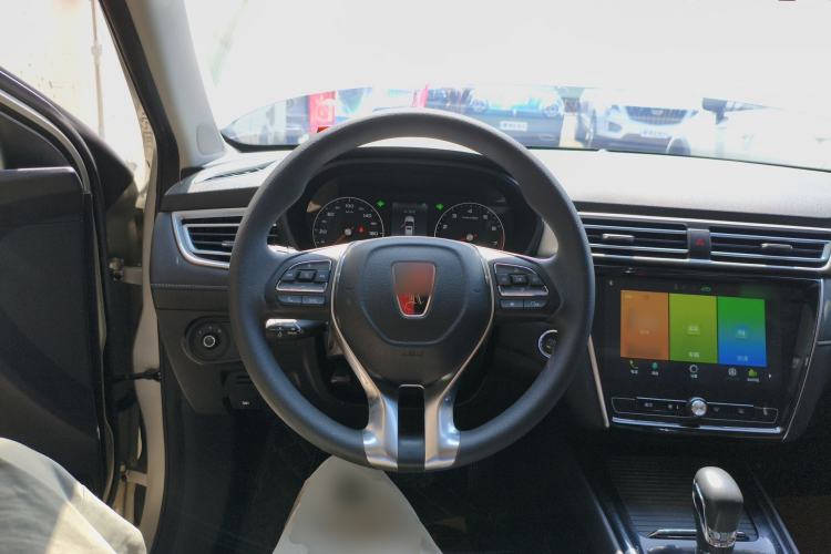 Used Roewe i5 2019 1.5L Automatic 4G Connected Langhao Edition Steering Wheel