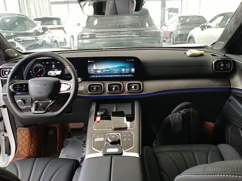 Used Chery Tiggo 9 2025 2.0T Dual-Clutch Two-Wheel Drive Luxury Edition 7 Seats — 9