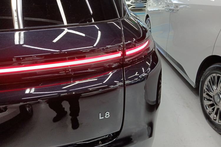 Used Li Auto L8 2024 Pro Model Exterior 3