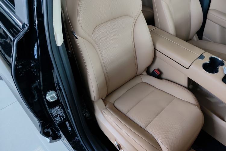 Used Landian E5 PLUS 2025 120km Standard Travel Custom Edition 7 Seats
