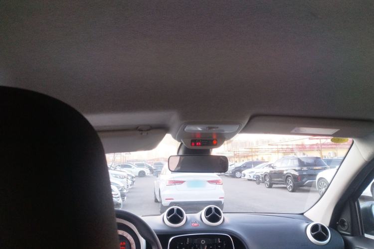 Used smart forfour 2016 1.0L 52 kW Dynamic Edition
