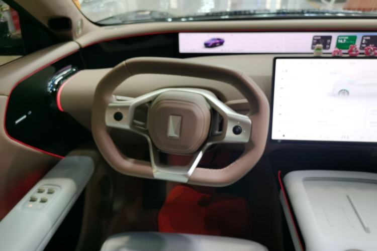 Used Avatr 07 2024 Max Extended-Range Edition Steering Wheel