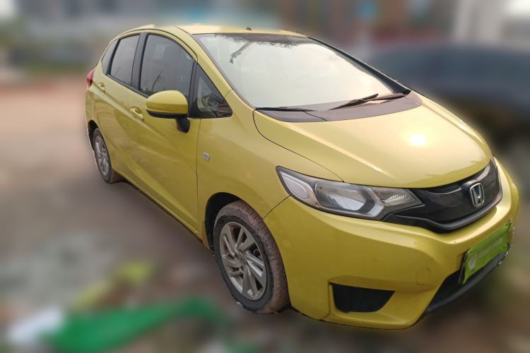 Used Honda Fit 2014 1.5L LX CVT Comfort Model Front Right 45 Deg