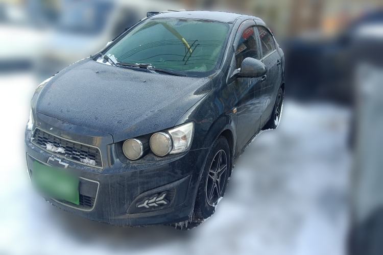 Used Chevrolet Aveo Sonic 2011 Sedan 1.4L Manual Transmission SE