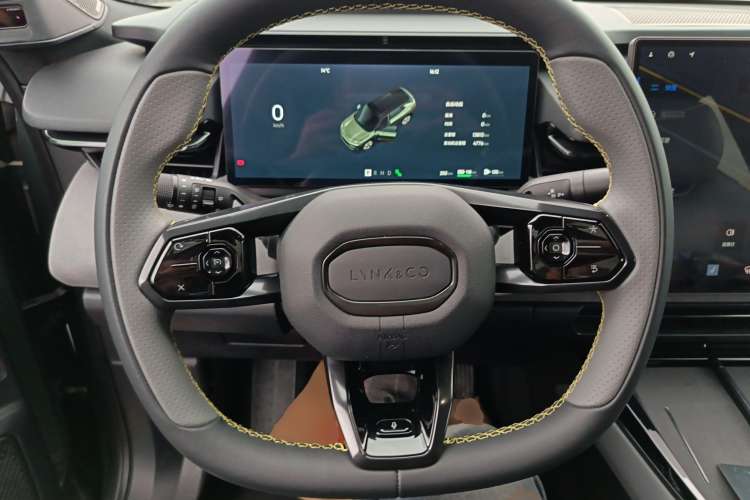 Used Lynk & Co 08 EM-P 2023 220km All-Wheel-Drive Performance Halo