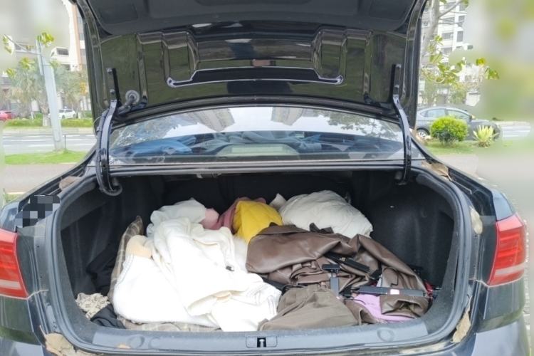 Used Volkswagen Lavida 2017 230TSI DSG Comfort Edition Trunk