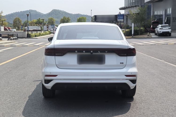 Used Geely Auto Emgrand 2026 Model 4th Generation 4 Millionth Anniversary Edition 1.5L CVT Feiyue Edition Exterior 4