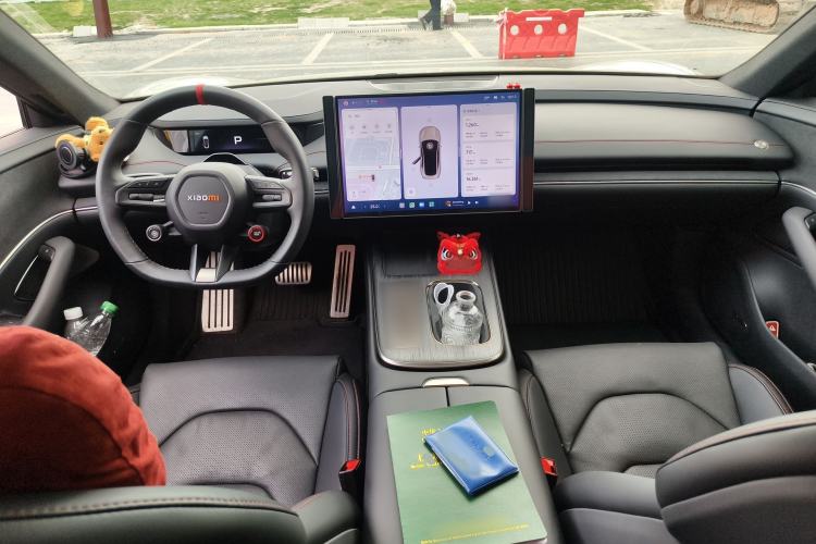 Used Xiaomi Auto SU7 2024 Rear-Drive Ultra-Long Range Advanced Pro-Level Intelligent Driving Version Center Console