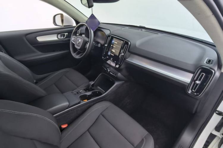Used Volvo XC40 2022 T4 Four-Wheel Drive Smart & Stylish Edition