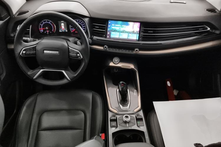 Used Haval H6 2019 1.5 GDIT Automatic Luxury Smart Connect Version China VI Standard Center Console