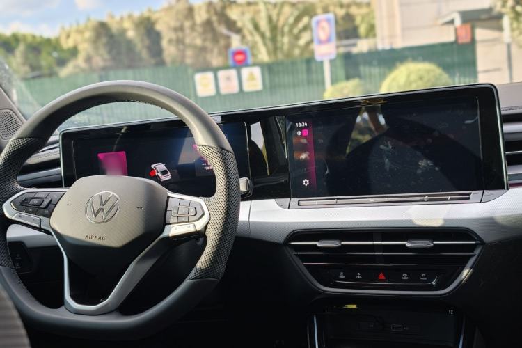 Used Volkswagen Lamando 2025 Lavida L 280TSI DSG Cool & Spicy Edition Interior 5