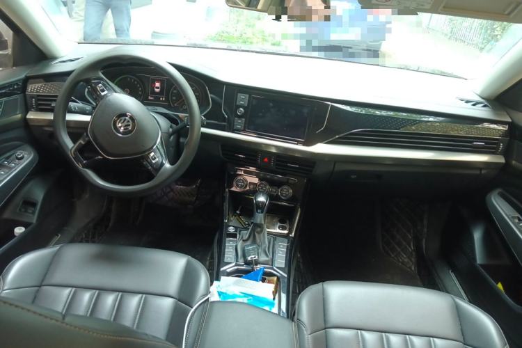 Used Volkswagen Passat New Energy 2019 430 PHEV Hybrid Elite Edition Center Console