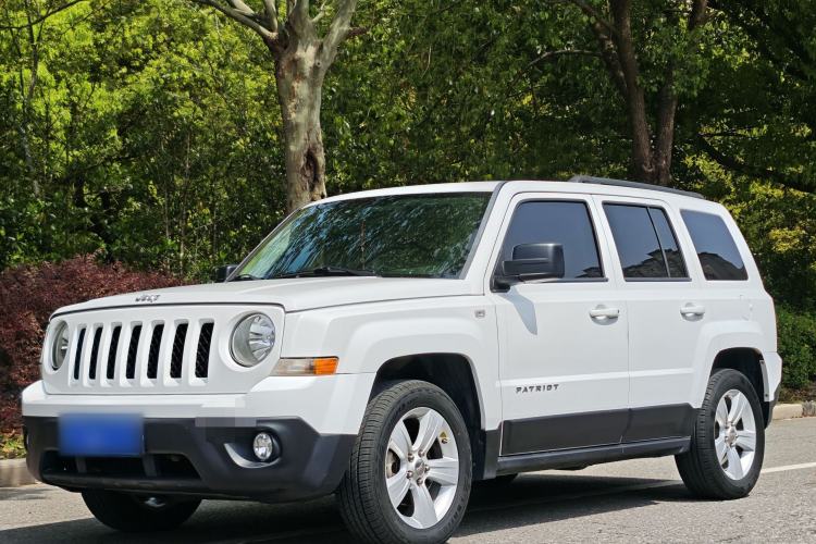 Used Jeep Patriot 2014 2.4L Sport Edition Exterior 1