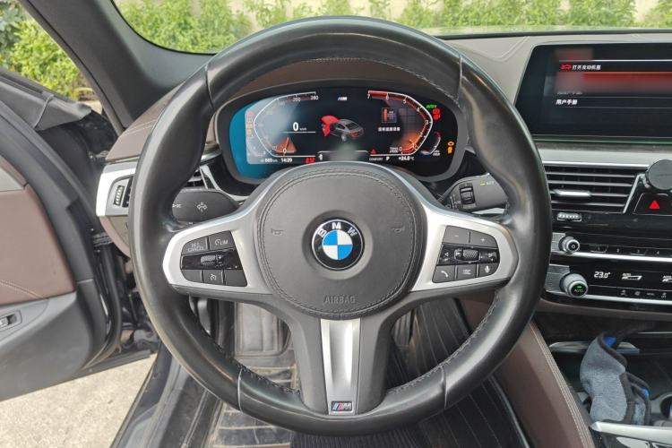 Used BMW 5 Series 2020 525Li M Sport Package