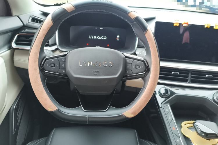 Used Lynk & Co 06 EM-P 2023 1.5T Remix PHEV Shero