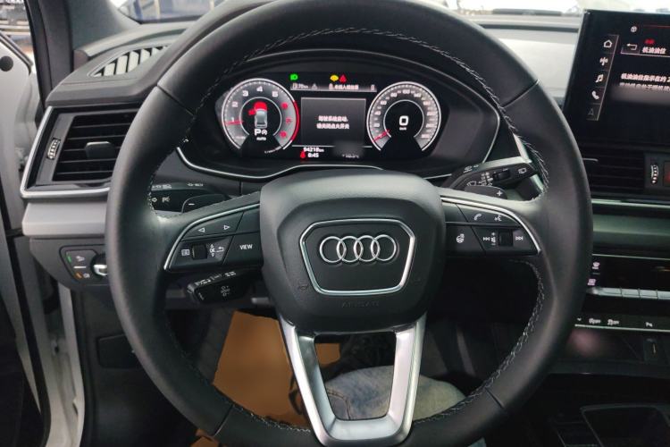 Used Audi Q5L 2022 40T Fashionable and Dynamic Model
