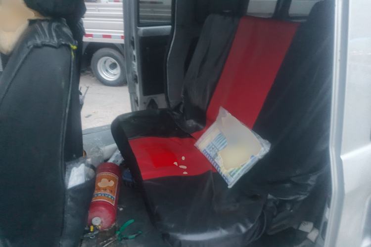 Used Wuling Rongguang 2017 1.5L Extended Basic Version Left Rear Seat